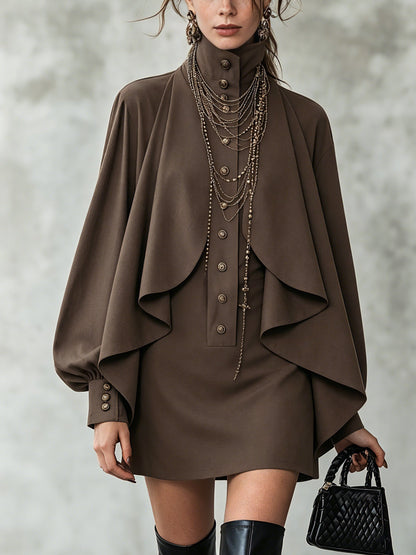 Alba | Robe chocolat à cape