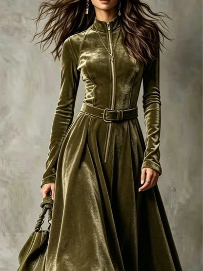 Apolline | Robe Longue Velours Vert Olive Zippée avec Ceinture