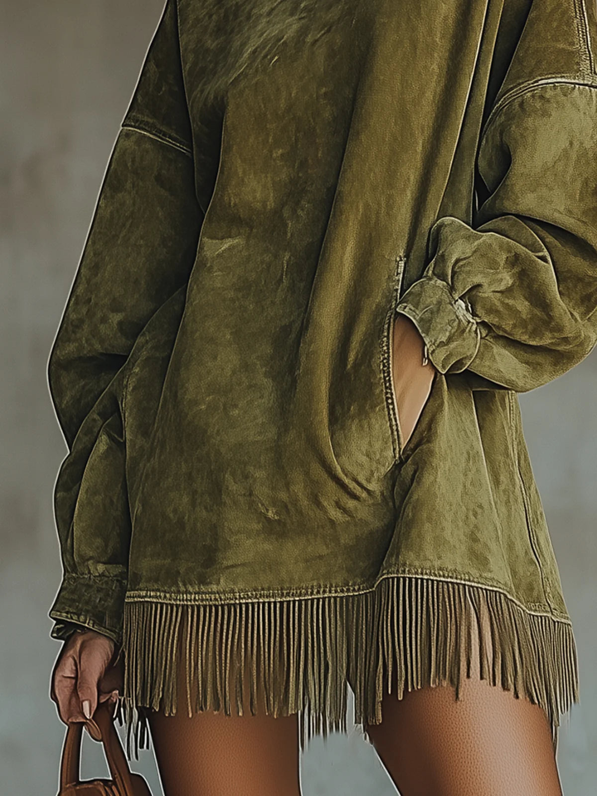 Clémence | Robe Col Roulé en Faux Daim à Franges
