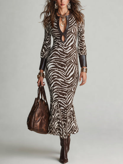 Colette | Robe Zèbre Marron à Décolleté Goutte d'Eau